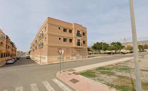 Edificio en Vícar, Almería