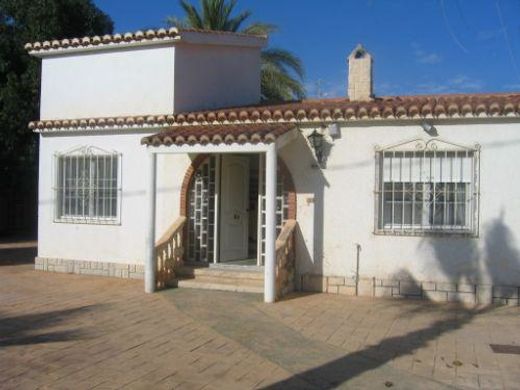 Villa in El Campello, Provincia de Alicante