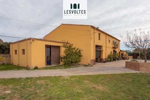 Villa a Verges, Girona