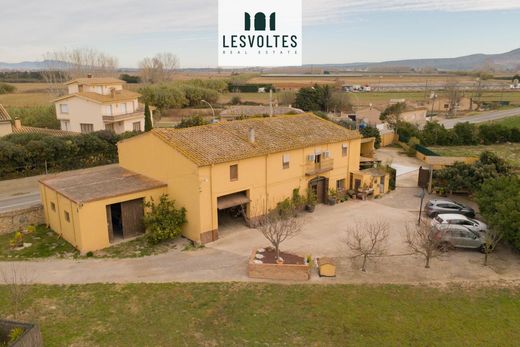 Villa in Verges, Provinz Girona