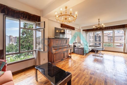 Appartamento a Oviedo, Asturie