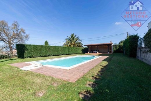 Villa in Camargo, Province of Cantabria