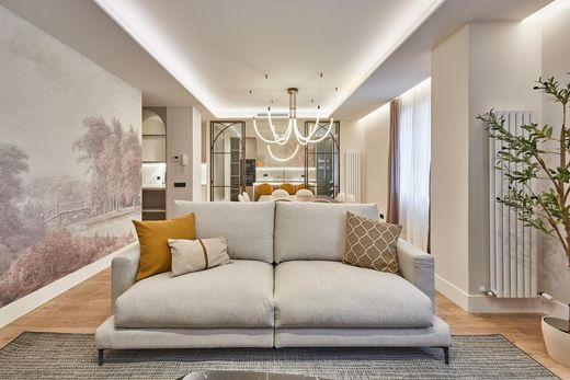 Apartment / Etagenwohnung in Madrid, Provinz Madrid