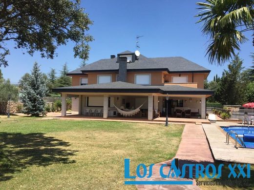 Villa in Alpedrete, Province of Madrid