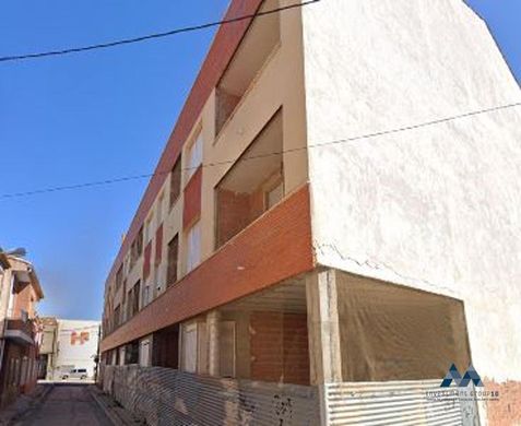 Edificio en Casas Ibáñez, Albacete