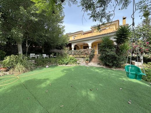 Villa in Mutxamel, Provincia de Alicante
