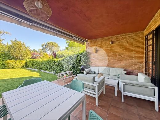 Villa Plurifamiliare a Majadahonda, Provincia de Madrid