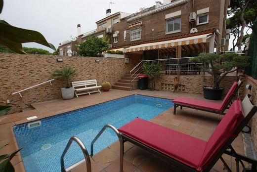 Villa in Castelldefels, Provinz Barcelona