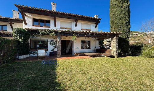 Villa in Alella, Province of Barcelona