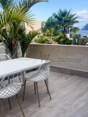 Apartment in Los Gigantes, Province of Santa Cruz de Tenerife