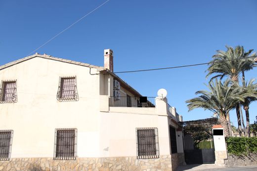 Villa in Villajoyosa, Alicante