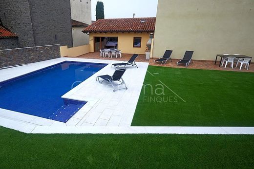 Townhouse in Santa Maria de Corcó, Province of Barcelona