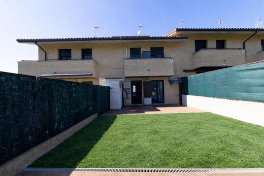 Luxus-Haus in Noáin, Provinz Navarra