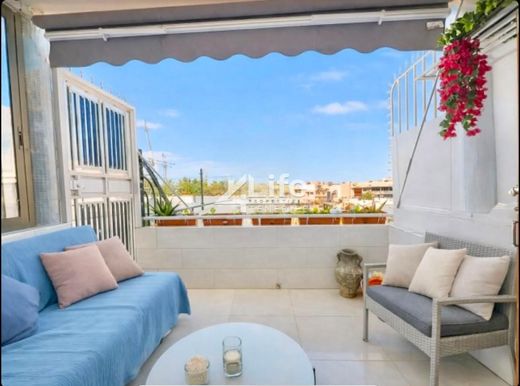 Apartment in Playa de las Américas, Province of Santa Cruz de Tenerife