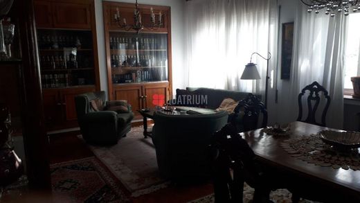 Apartment / Etagenwohnung in Santiago de Compostela, Provincia da Coruña