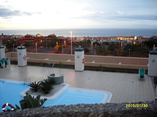 Apartment / Etagenwohnung in Costa Adeje, Provinz Santa Cruz de Tenerife