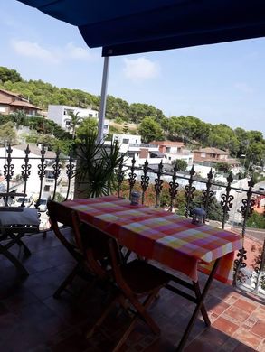 Edificio en Castelldefels, Provincia de Barcelona