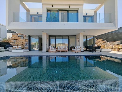 빌라 / 에스테포나, Provincia de Málaga