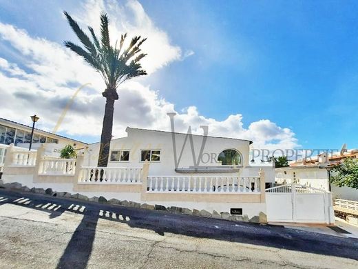 Villa in Chayofa, Provinz Santa Cruz de Tenerife