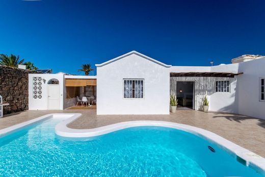 Semidetached House in Puerto del Carmen, Province of Las Palmas