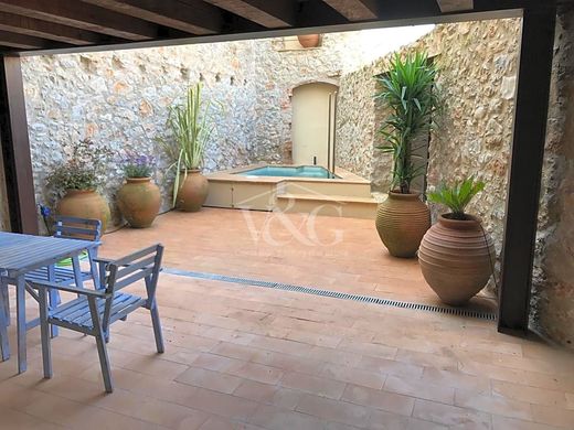 Villa in Bellcaire d'Empordà, Provinz Girona