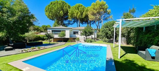 Villa en Pelayos de la Presa, Provincia de Madrid