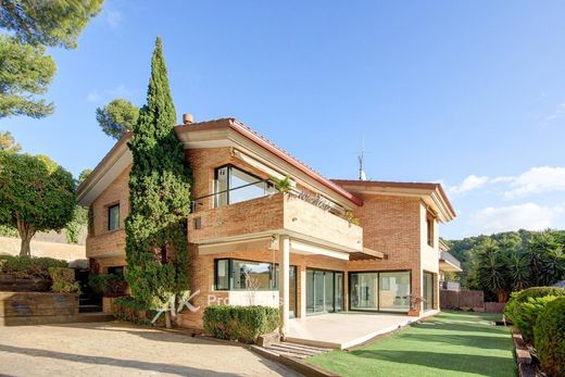 Villa in Castelldefels, Province of Barcelona
