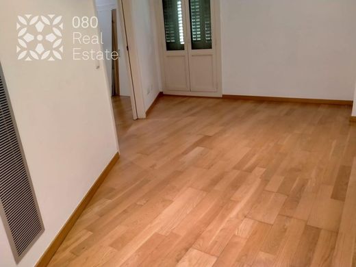 Apartment / Etagenwohnung in Barcelona, Provinz Barcelona