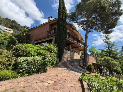 Villa in Matadepera, Province of Barcelona