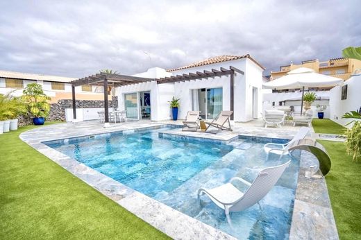 Villa in Adeje, Provinz Santa Cruz de Tenerife