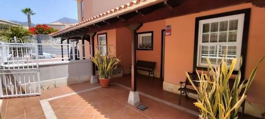 Casa di lusso a Adeje, Provincia de Santa Cruz de Tenerife