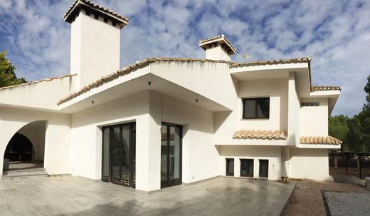 Villa in Boadilla del Monte, Province of Madrid