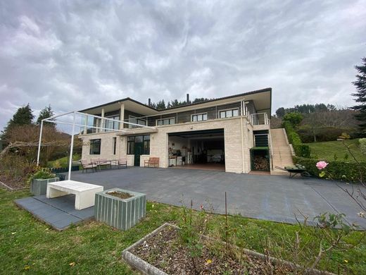 Βίλα σε Garai, Bizkaia