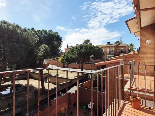 Piso / Apartamento en Matadepera, Provincia de Barcelona