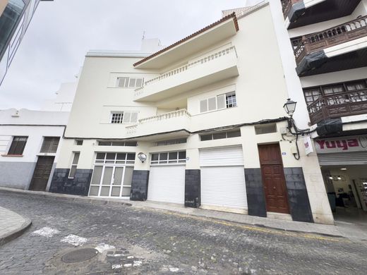 Residential complexes in Icod de los Vinos, Province of Santa Cruz de Tenerife
