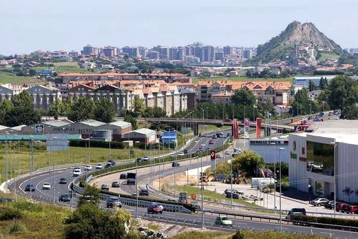 Appartementencomplex in Santa Cruz de Bezana, Provincia de Cantabria