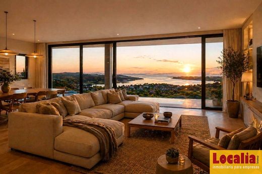 Villa in Mogro, Province of Cantabria