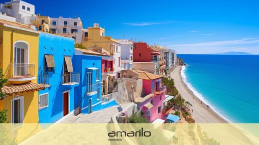 Grundstück in Villajoyosa, Alicante