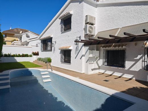 Villa in Fuengirola, Malaga