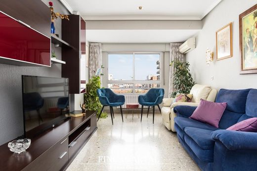 Apartment / Etagenwohnung in Saragossa, Aragonien