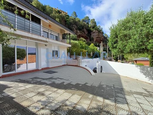 Villa in Corbera de Llobregat, Province of Barcelona
