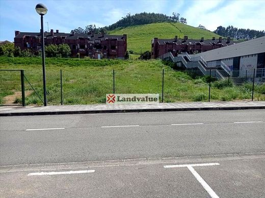 Grundstück in Mogro, Provinz Cantabria