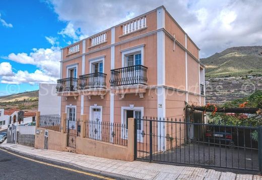 Villa in Adeje, Province of Santa Cruz de Tenerife