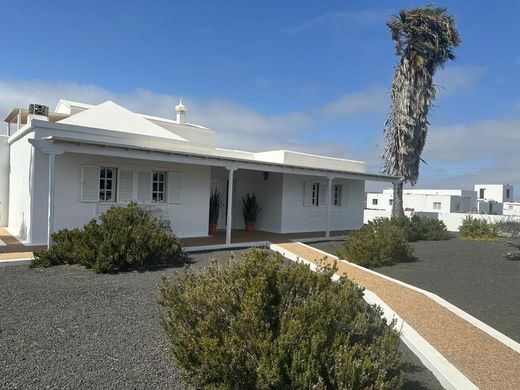Villa in San Bartolomé, Provincia de Las Palmas