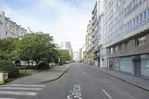 Apartment / Etagenwohnung in A Coruña, Provincia da Coruña