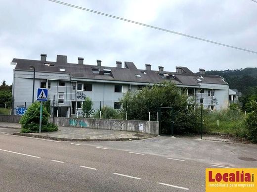 Villabáñez, カンタブリアのアパートメント・コンプレックス