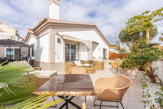 Maison de luxe à Castillo de la Duquesa, Malaga