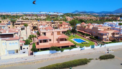 ﻓﻴﻼ ﻓﻲ Casares, Provincia de Málaga