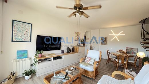 Piso / Apartamento en San Feliú de Llobregat, Provincia de Barcelona