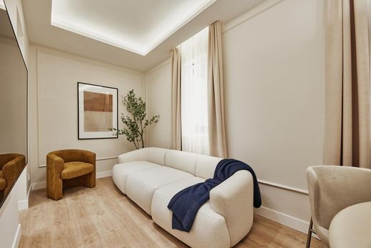 Apartment / Etagenwohnung in Madrid, Provinz Madrid